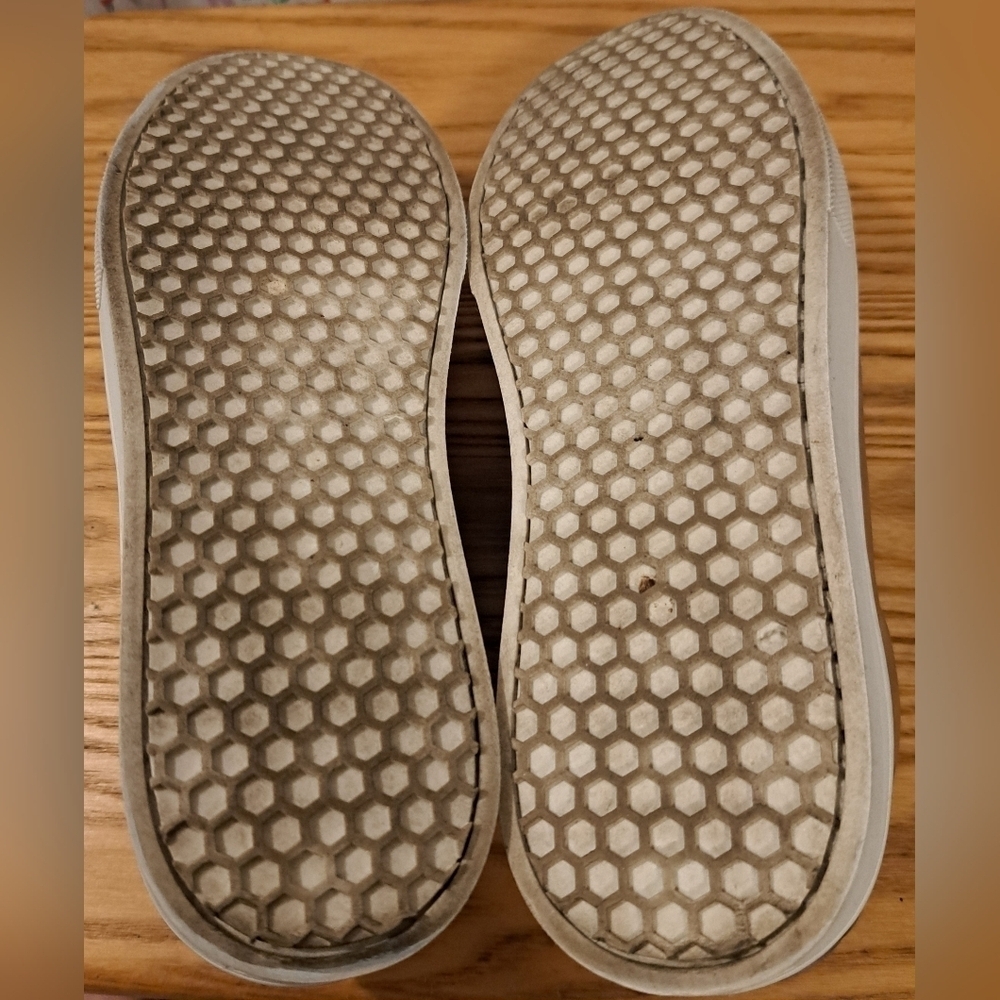 EUC Sam Edelman Leya Silver Metallic PomPom Casual Slide On Sneaker Shoe SZ 8M - Picture 6 of 7